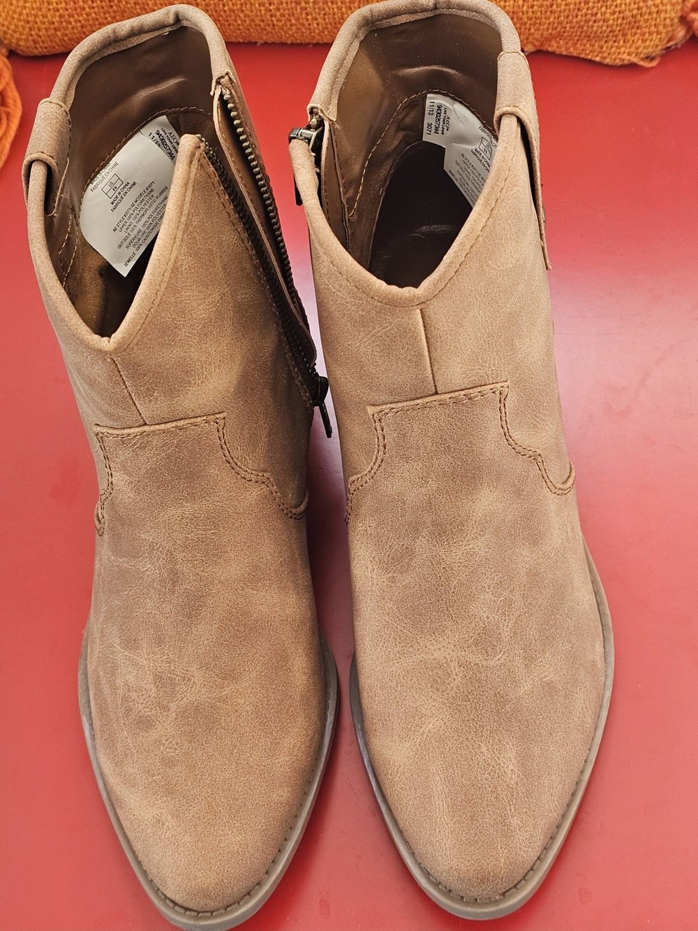 ❗️AEO ANKLE BOOTS Casual Zip-Front Chelsea Style NEW ❗️